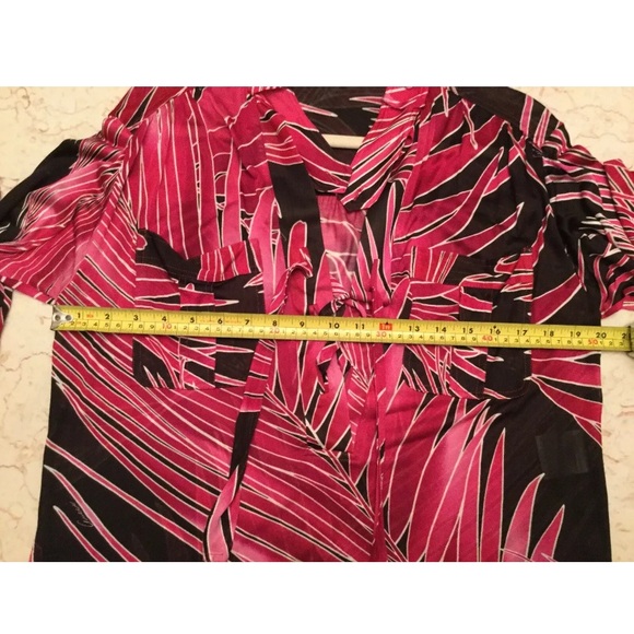 Gucci with logo blouse Sz  Eu 42 USA 8-12made Italy - Picture 14 of 14